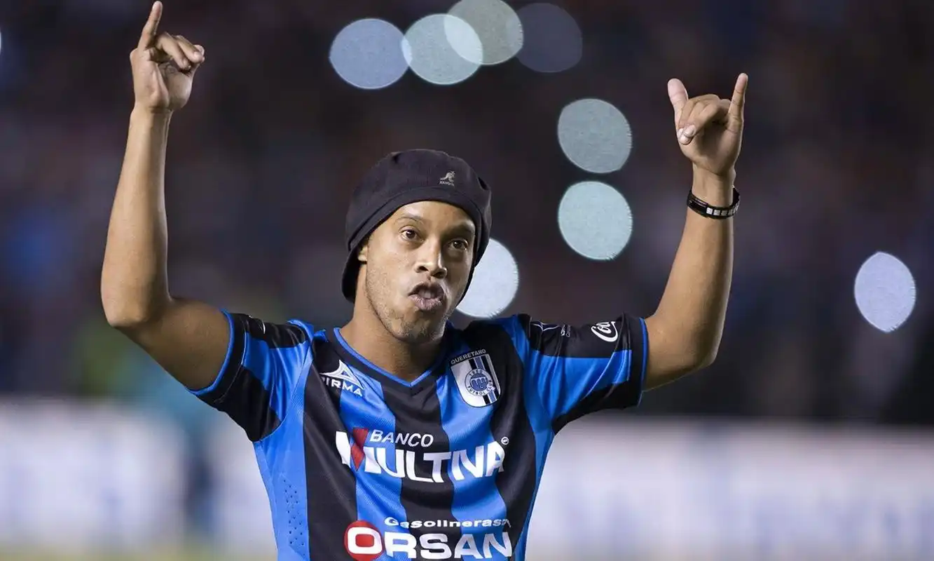 人都在热衷 人都在热衷