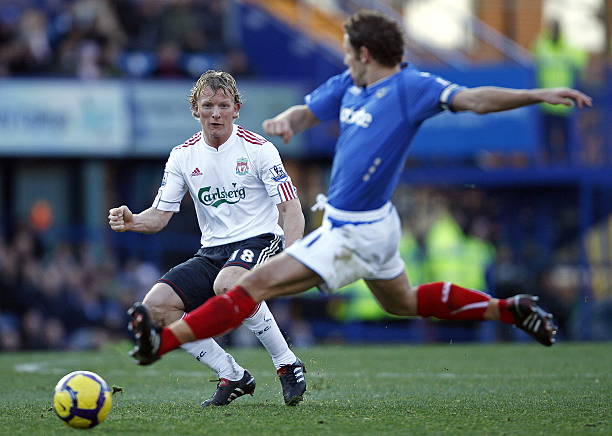 他似乎更倾 他似乎更倾