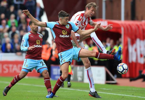 正在重新評 正在重新評